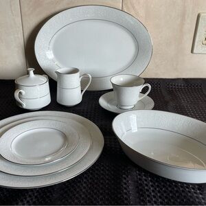Noritake “ Tahoe 2585” 50 piece set